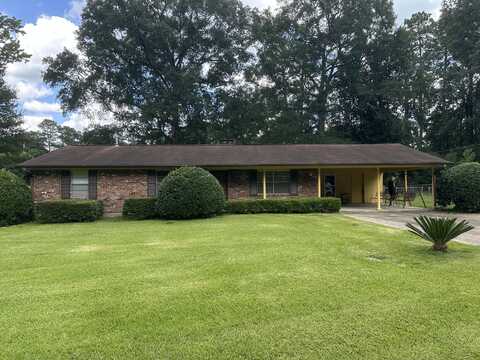 32 Cherokee Rd., Hattiesburg, MS 39402
