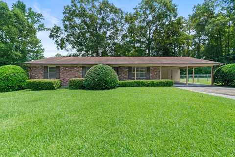 32 Cherokee Rd., Hattiesburg, MS 39402