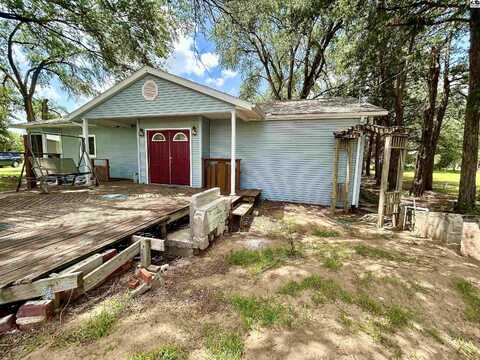5214 E Mourn Ln, Hutchinson, KS 67501
