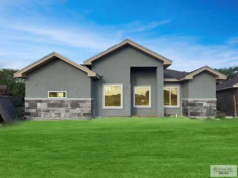 7717 SABAL PALM DR., BROWNSVILLE, TX 78521