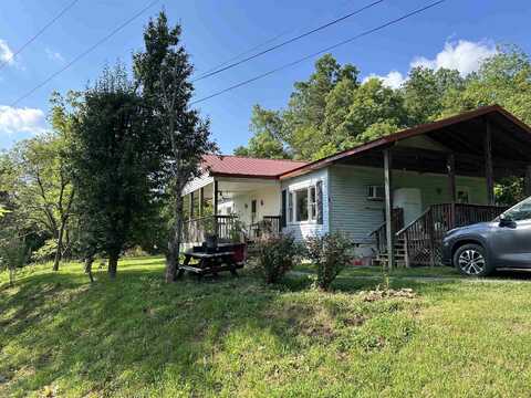 157 Canterbury Lane, Fort Gay, WV 25514