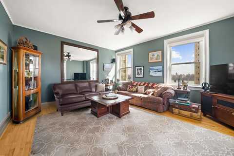 6701 BLVD EAST, West New York, NJ 07093