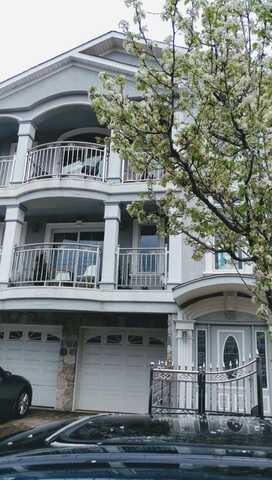 105 NELSON AVE, JC, Heights, NJ 07307