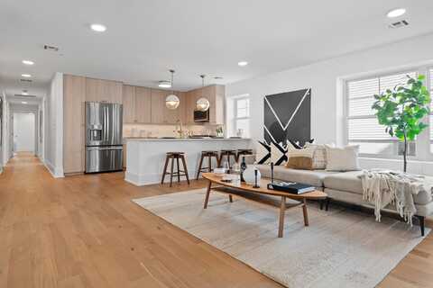 525 AVENUE E, Bayonne, NJ 07002
