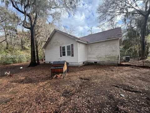 41 Club Bridge Road, Saint Helena Island, SC 29920