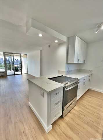 1215 Alexander Street, Honolulu, HI 96826