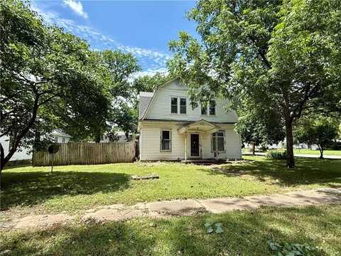 333 N 12th Street N, Fredonia, KS 66736