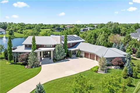 10712 W 165th Street, Overland Park, KS 66221