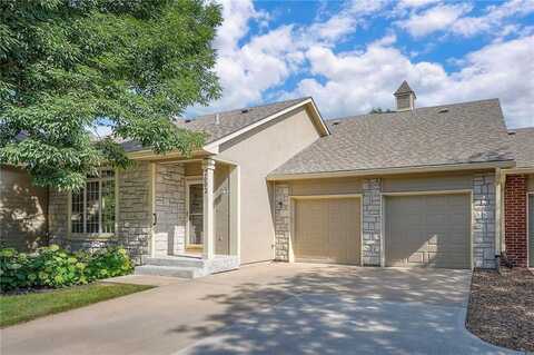 15730 S Brentwood Street, Olathe, KS 66062