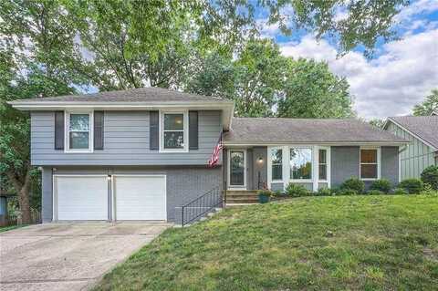 8113 NW Beaman Drive, Kansas City, MO 64151