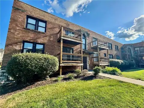 4540 Jarboe Street, Kansas City, MO 64111