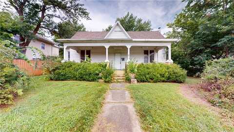 429 N Washington Street, Nevada, MO 64772
