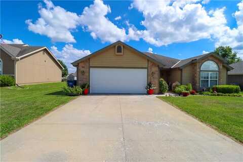 329 W 26th Lane, Eudora, KS 66025