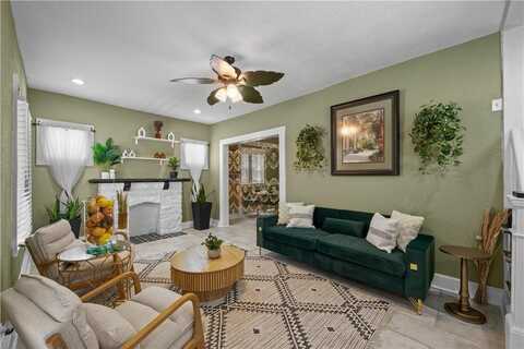 3230 Bellefontaine Avenue, Kansas City, MO 64128