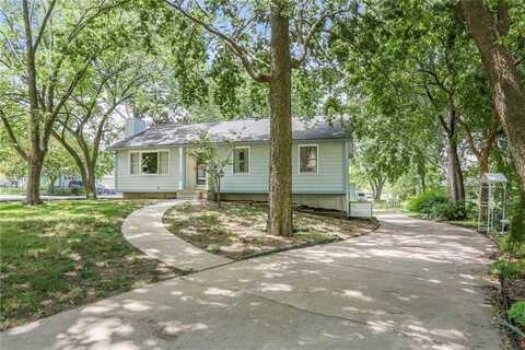 15904 Richmond Avenue, Belton, MO 64012
