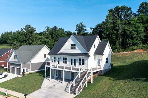 43 MCILWEE LN, STAUNTON, VA 24401