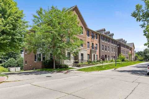 1192 Foster Rd, IowaCity, IA 52245