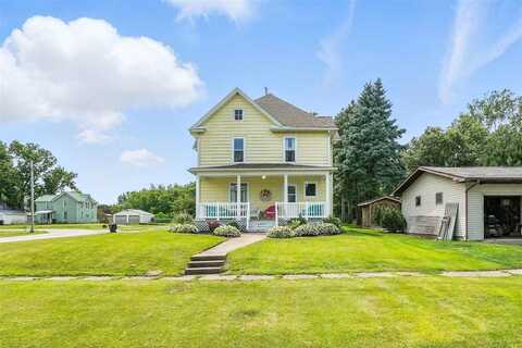 201 High St, Nichols, IA 52766