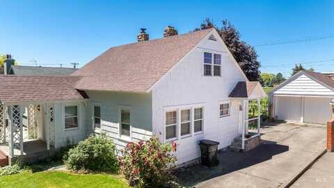 1518 Burton Ave, Burley, ID 83318