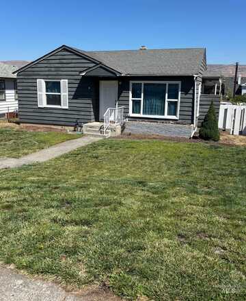1605 18th Avenue, Lewiston, ID 83501