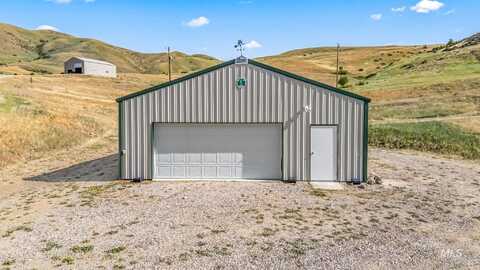 24 Family Pl, Horseshoe Bend, ID 83629