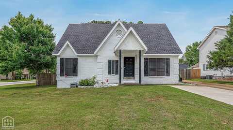 1301 Golf Course Drive, Jonesboro, AR 72404