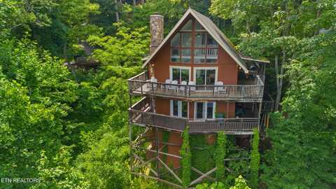 1571 Zermatt Drive, Gatlinburg, TN 37738