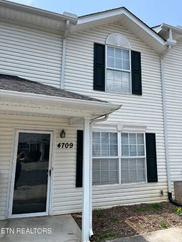 4709 Scepter Way, Knoxville, TN 37912