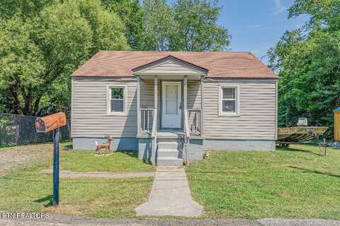 1013 S Drive E Drive, Knoxville, TN 37920