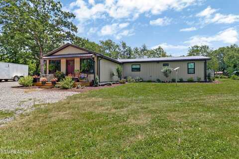 2496 Chestnut Hill Rd, Crossville, TN 38571