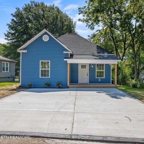 423 Illinois Ave, Etowah, TN 37331