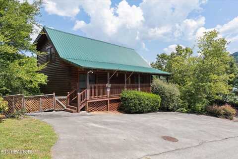 3164 White Falcon Way, Pigeon Forge, TN 37863