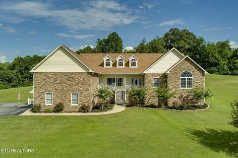 512 Caney Creek Rd, Harriman, TN 37748