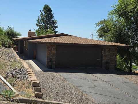 2032 Huron Street, Klamath Falls, OR 97601