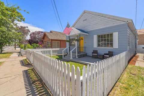 310 N 9th Street, Klamath Falls, OR 97601