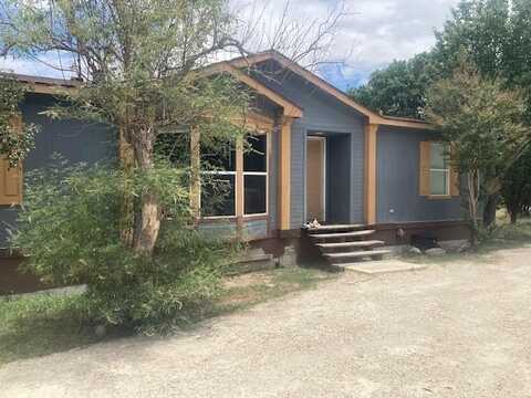 708 Mountain Dr, Kerrville, TX 78028