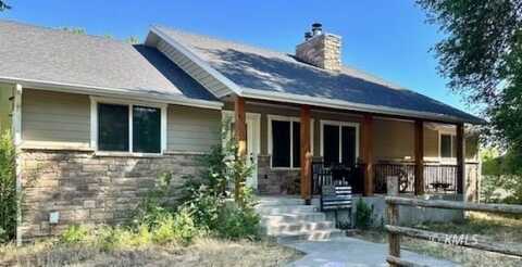 2455 S State St, Mount Carmel, UT 84755
