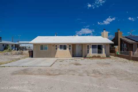 409 S Kofa Ave, Parker, AZ 85344