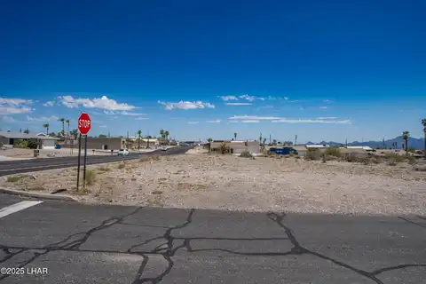 711 Mcculloch Blvd S, Lake Havasu City, AZ 86406