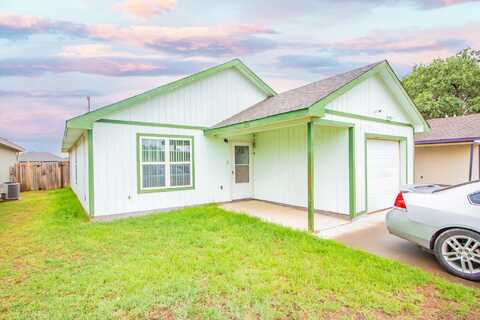 118 81st Street unit: 2, Lubbock, TX 79404