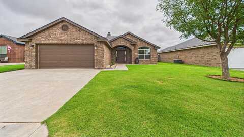 305 N 7th Street, Wolfforth, TX 79382