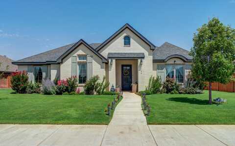 702 N 8th Street, Wolfforth, TX 79382