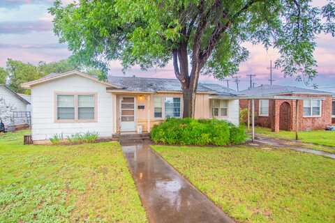 1517 37th Street, Lubbock, TX 79412