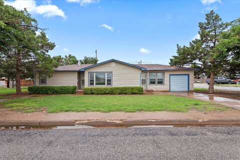 402 17th Street, Levelland, TX 79336