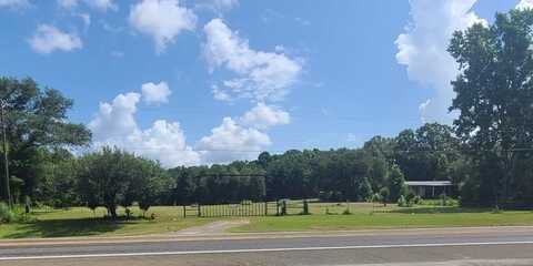 1053 E Main Street, Zavalla, TX 75980