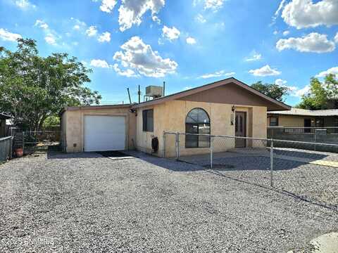 908 Rio Grande Street, Las Cruces, NM 88001