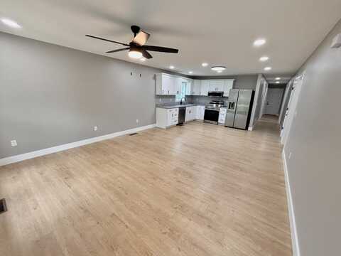 302 Clear Sky Way, Monticello, KY 42633
