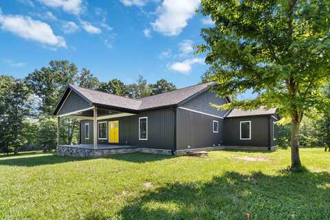 226 West Wilson Road, Russell Springs, KY 42642
