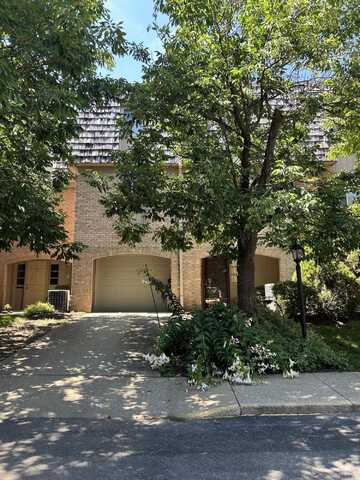 3364 Montavesta Road, Lexington, KY 40502