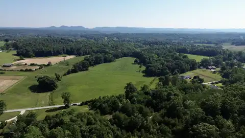 268 Highway 2001, Irvine, KY 40336